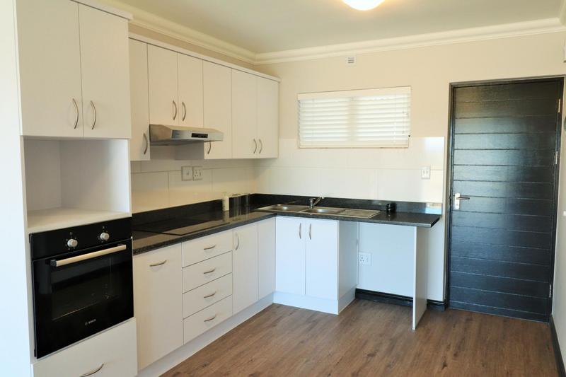 2 Bedroom Property for Sale in Buhrein Western Cape
